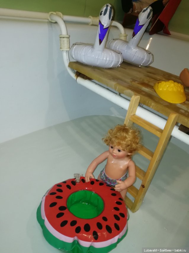 Жара - июль, купанье гномиков