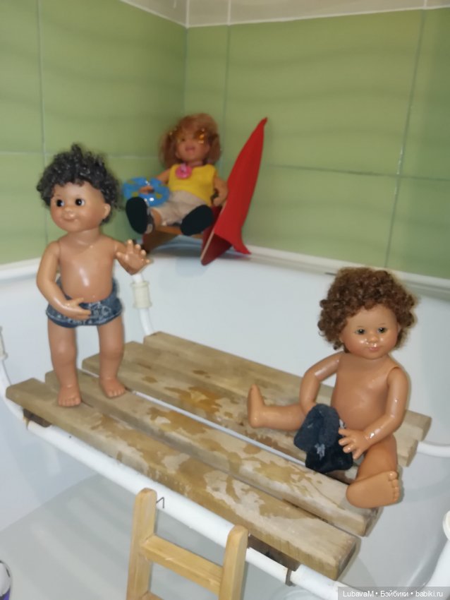 Жара - июль, купанье гномиков