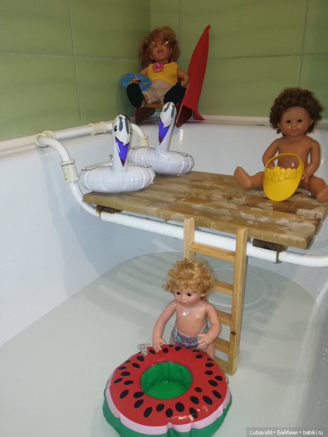 Жара - июль, купанье гномиков