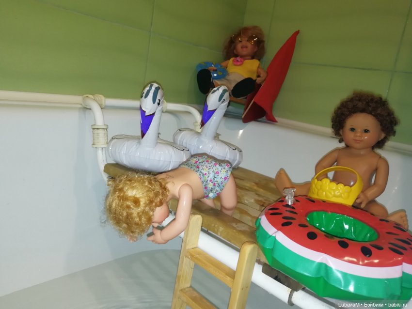 Жара - июль, купанье гномиков