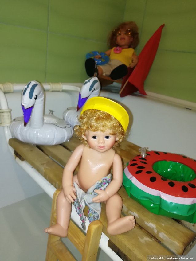 Жара - июль, купанье гномиков