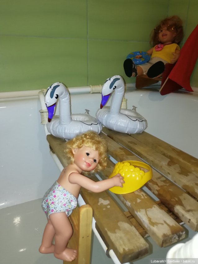 Жара - июль, купанье гномиков