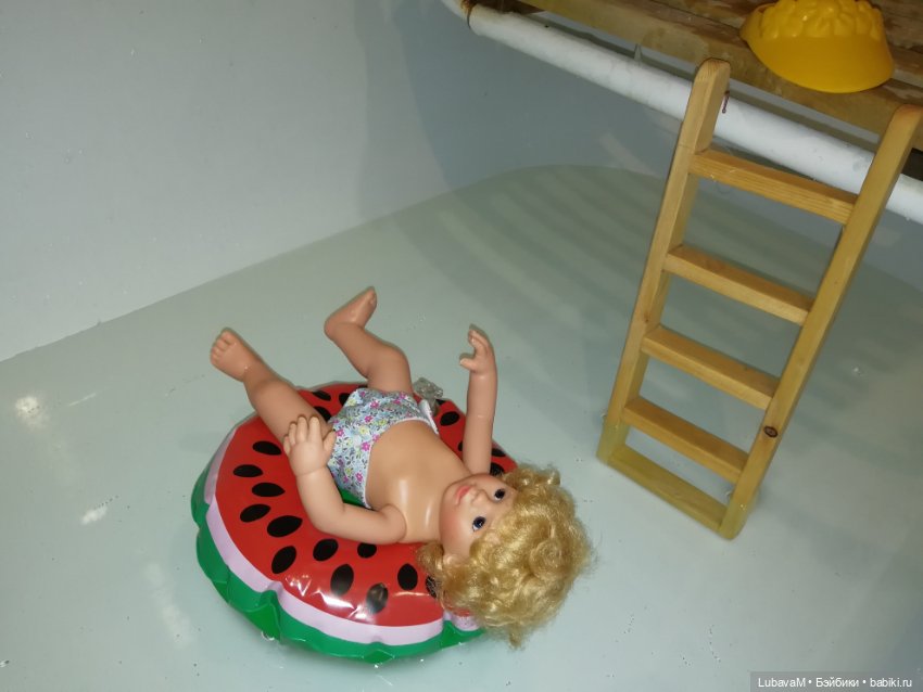 Жара - июль, купанье гномиков