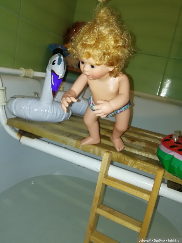 Жара - июль, купанье гномиков