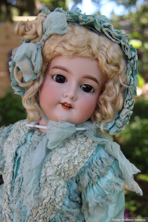 26" ARMAND MARSEILLE 390 A 11 M в антикварном наряде~детали