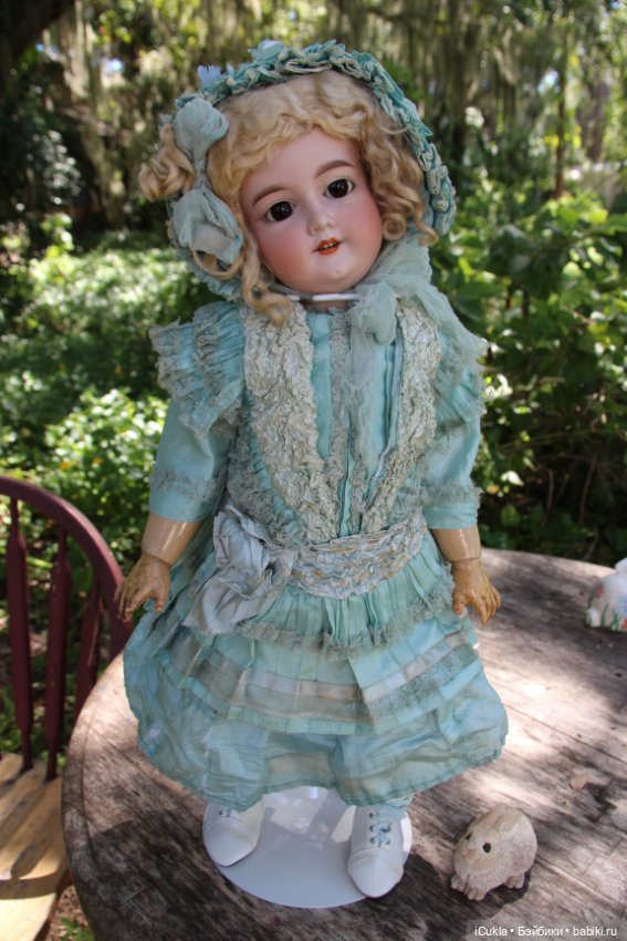 26" ARMAND MARSEILLE 390 A 11 M в антикварном наряде~детали