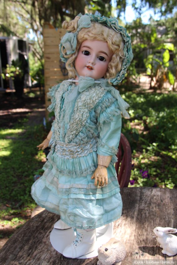 26" ARMAND MARSEILLE 390 A 11 M в антикварном наряде~детали