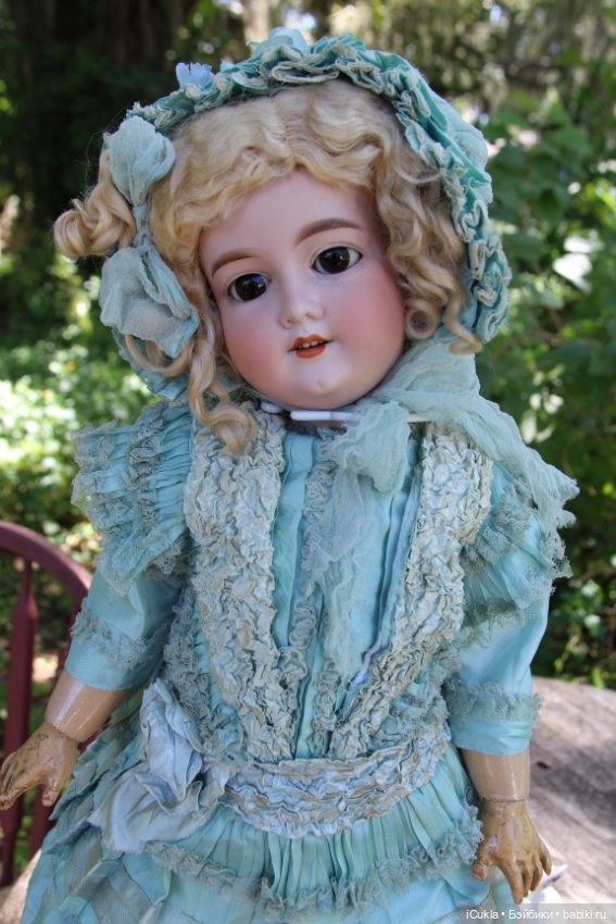 26" ARMAND MARSEILLE 390 A 11 M в антикварном наряде~детали