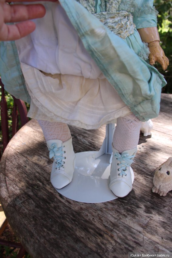 26" ARMAND MARSEILLE 390 A 11 M в антикварном наряде~детали