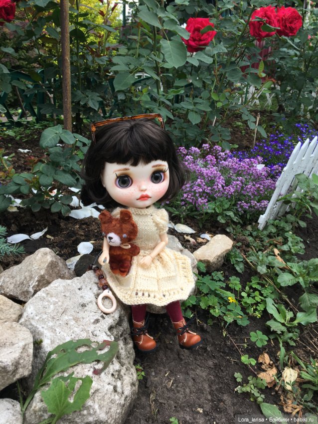 Продолжаем одеваться. На даче. Часть 3 (фото 5)