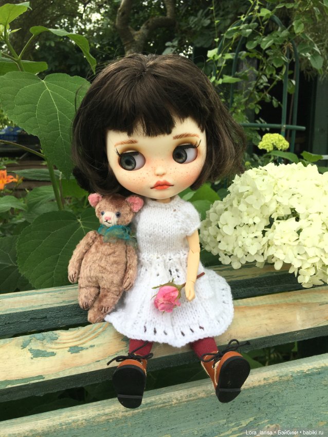 Продолжаем одеваться. На даче. Часть 3 (фото 8)