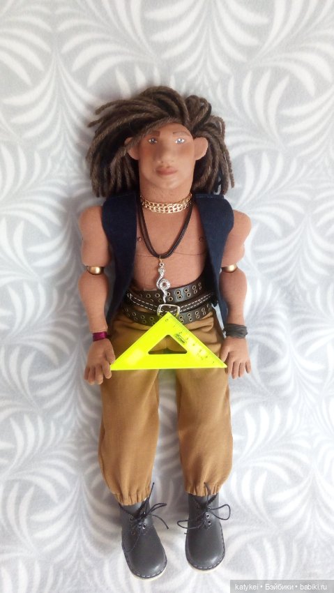 ФотоЧетверг. Треугольник — Домашние коллекции кукол: фото собраний (фото 7)