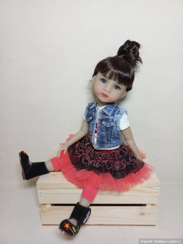 Воображулька — Куклы Ruby Red (Руби Ред) Fashion Friends: Siblies (фото 2)