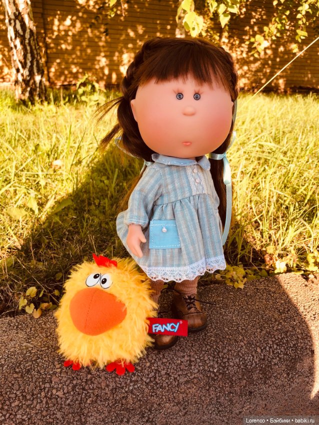 Классики — Куклы Nines d'Onil (Нинес): Миа (Mia) (фото 5)