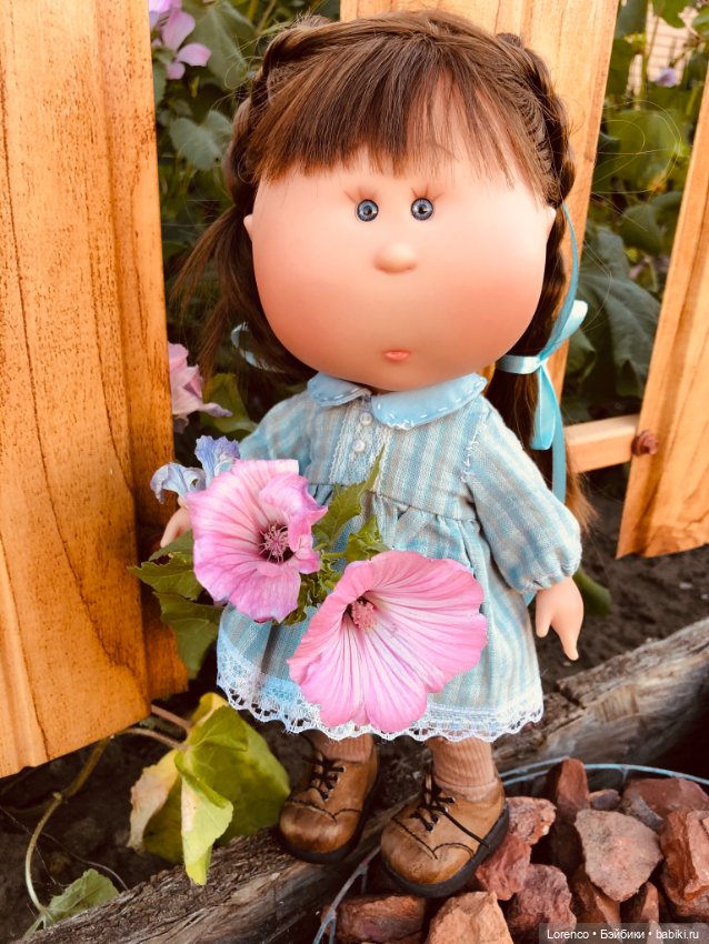 Классики — Куклы Nines d'Onil (Нинес): Миа (Mia)