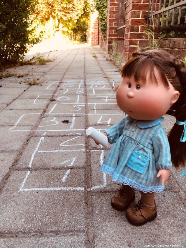 Классики — Куклы Nines d'Onil (Нинес): Миа (Mia)