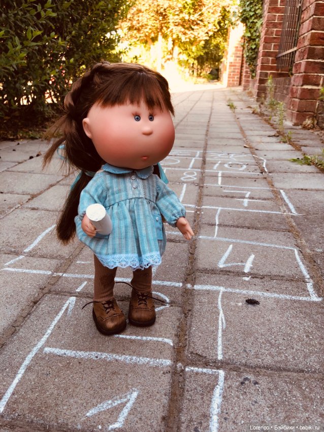 Классики — Куклы Nines d'Onil (Нинес): Миа (Mia)