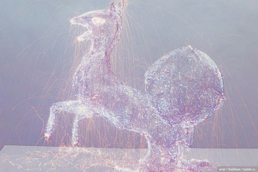 Захватывающие световые скульптуры Цю Миньи (Qiu Minye) (фото 8)