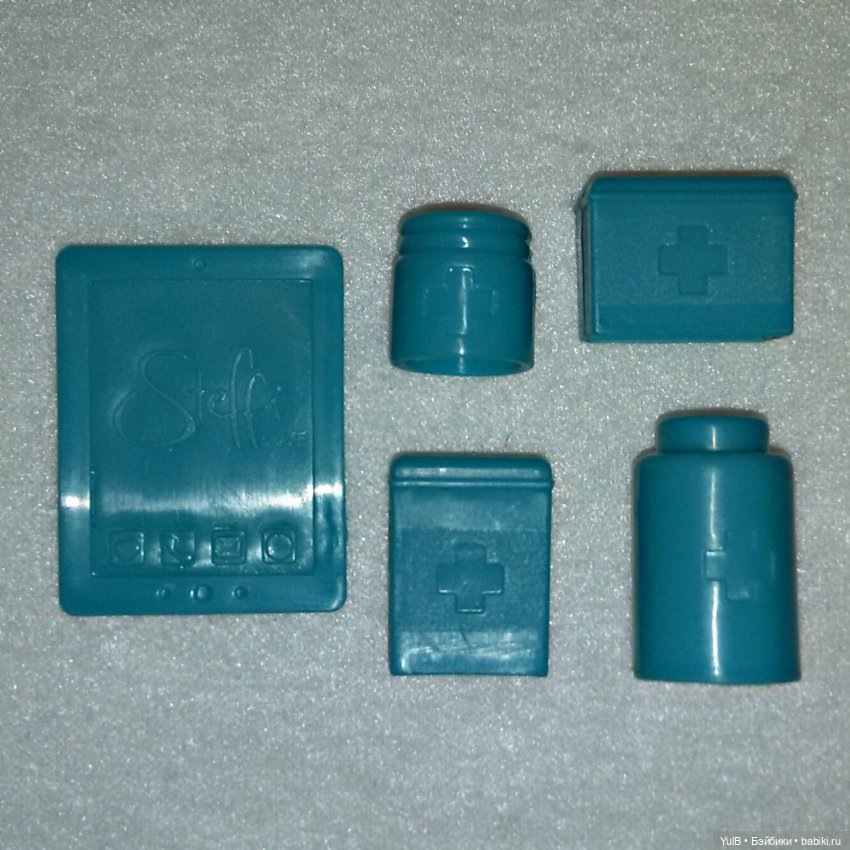 ...Тройняшки — Куклы Simba: Еви (Evi) и Штеффи (Steffi Love)