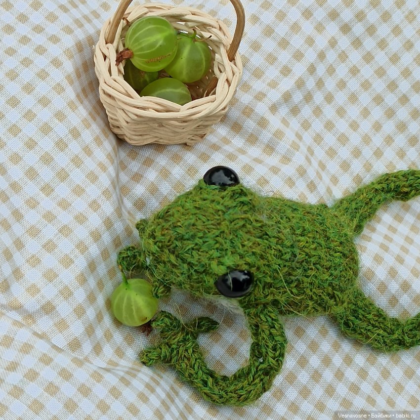 Как отдыхают лягушки — Вязаные игрушки и амигуруми: крючком (фото 3)