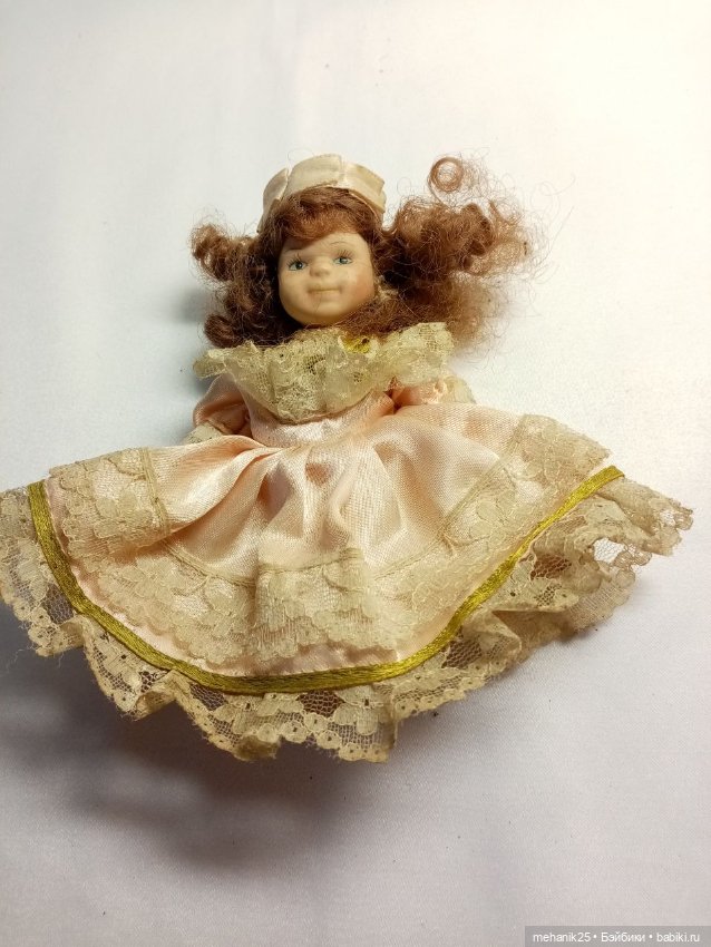Помогите опознать двух кукол (фото 5)
