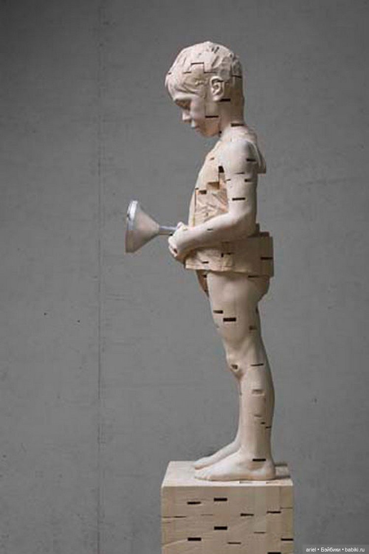 Скульптуры от автора Гехард Деметц (Gehard Demetz)