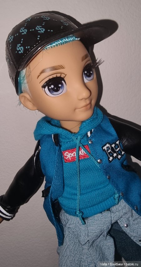 Новенькие; добавила фоток