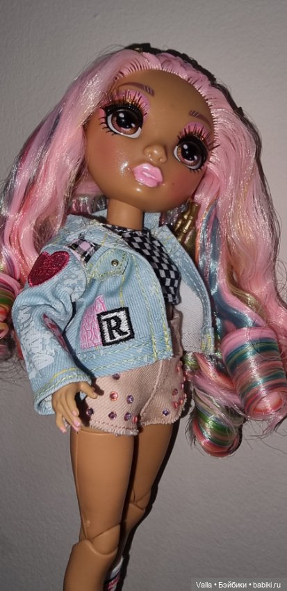 Новенькие; добавила фоток