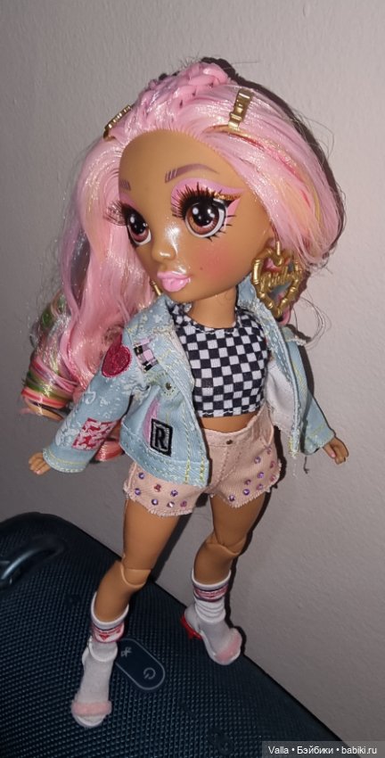 Новенькие; добавила фоток