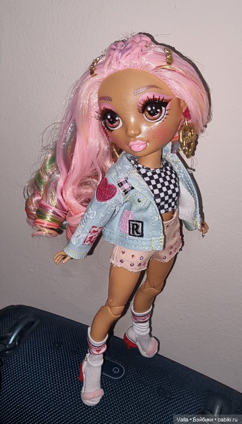 Новенькие; добавила фоток