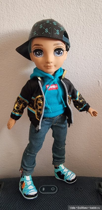 Новенькие; добавила фоток