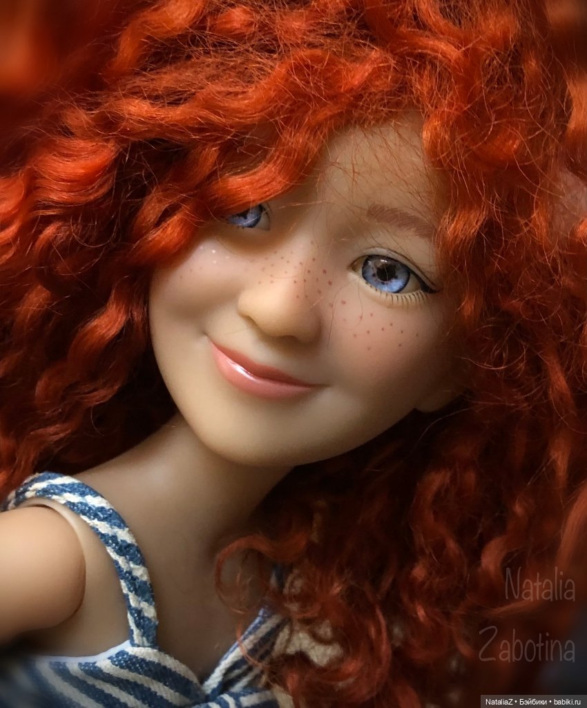 "Смешинка в глаз попала" — Дафна Ruby Red