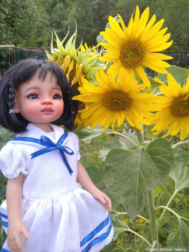 Малышка Лиу получила новое платьице (фото 2)