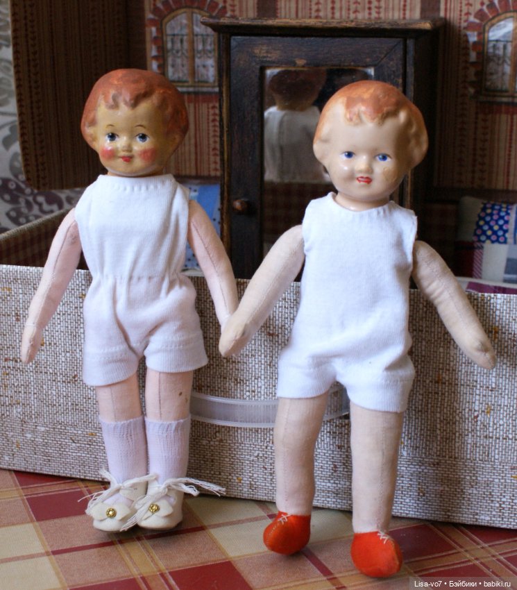 Где живут куклы ? В коробке