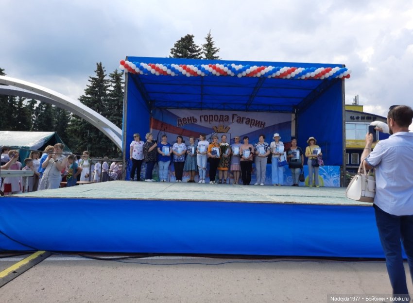 Попугаи по выкройке Клэр Гарланд. Новая работа