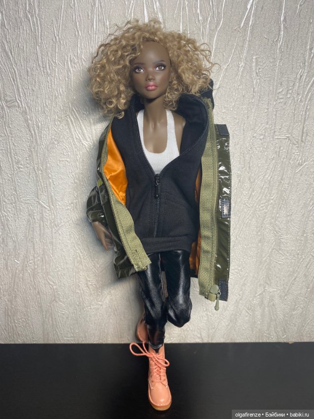Хвастаюсь аутфитом — Домашние фото авторских кукол: личные коллекции (фото 3)