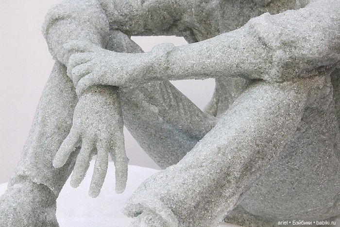 Скульптуры из битого стекла от Даниэля Аршама (Daniel Arsham) (фото 2)
