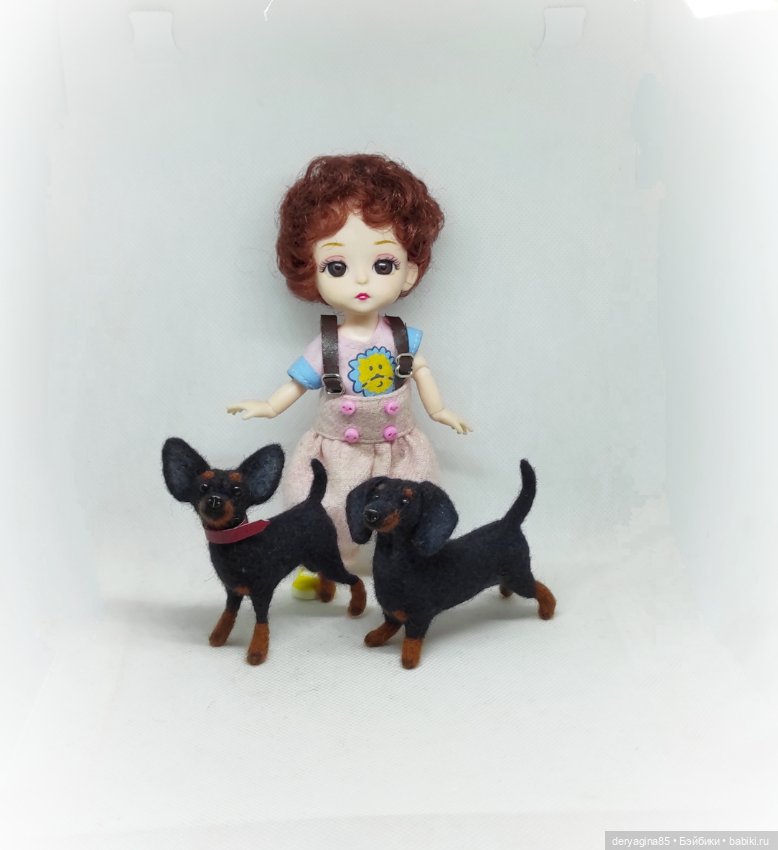 Мини таксочка — Валяные игрушки из шерсти: сухое валяние