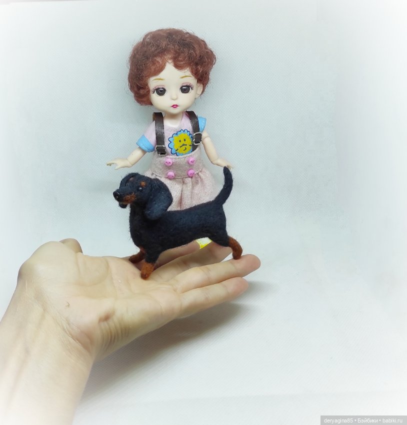 Мини таксочка — Валяные игрушки из шерсти: сухое валяние