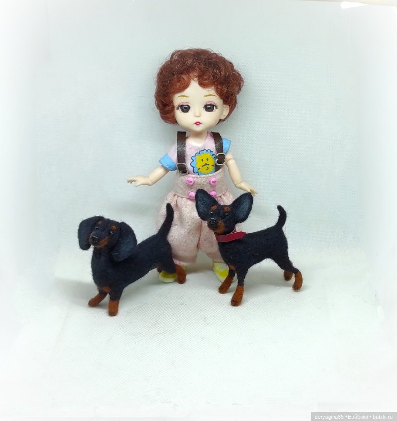 Мини таксочка — Валяные игрушки из шерсти: сухое валяние