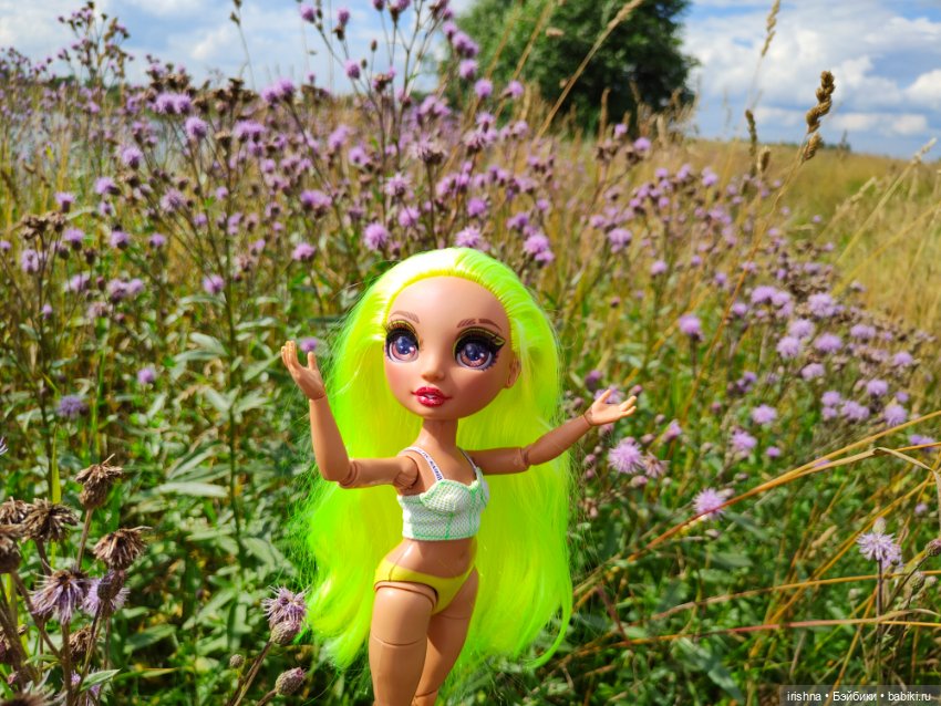 Карма Rainbow hai на природе