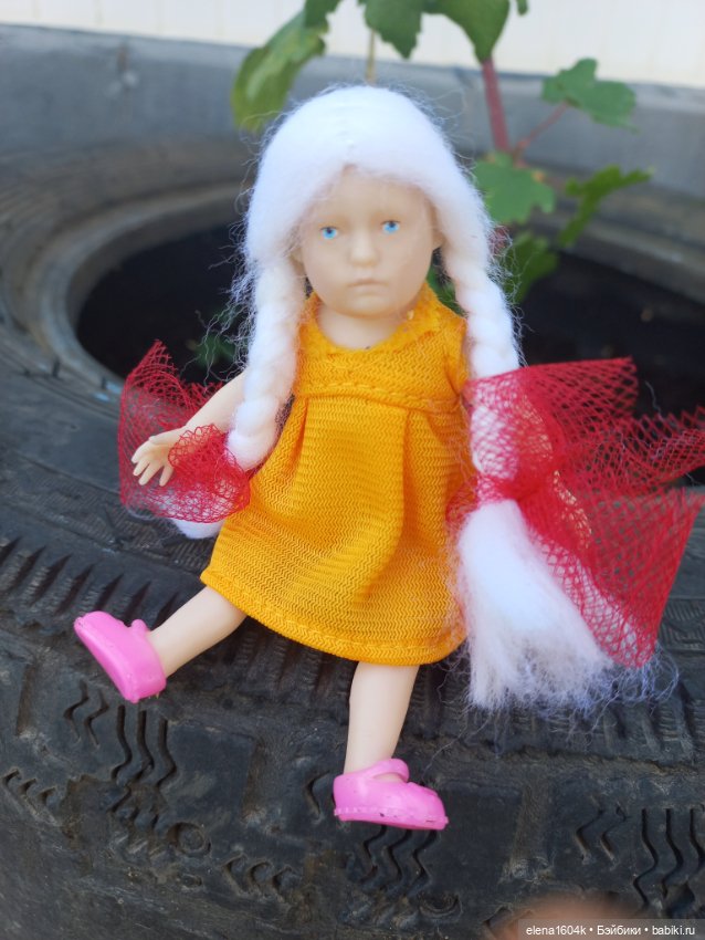 Авелия и Лилечка на прогулке (фото 8)