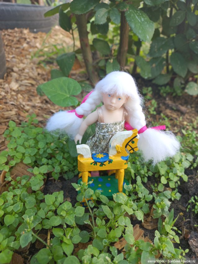 Авелия и Лилечка на прогулке (фото 4)