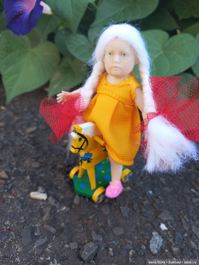 Авелия и Лилечка на прогулке (фото 3)