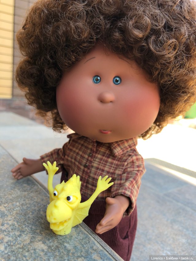 Смена имиджа — Куклы Nines d'Onil (Нинес): Миа (Mia)