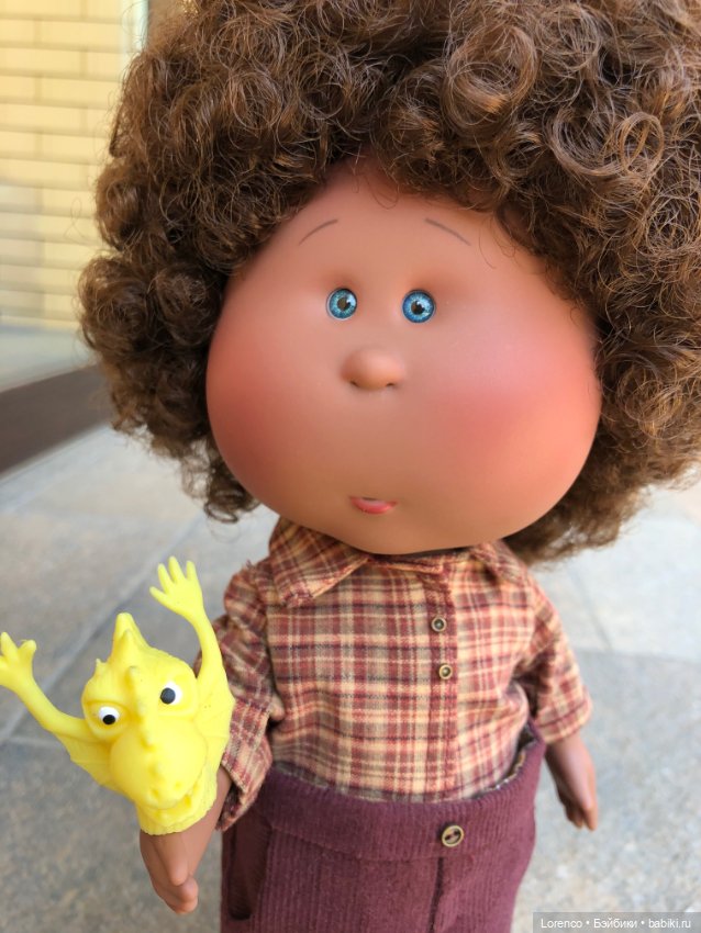 Смена имиджа — Куклы Nines d'Onil (Нинес): Миа (Mia) (фото 9)