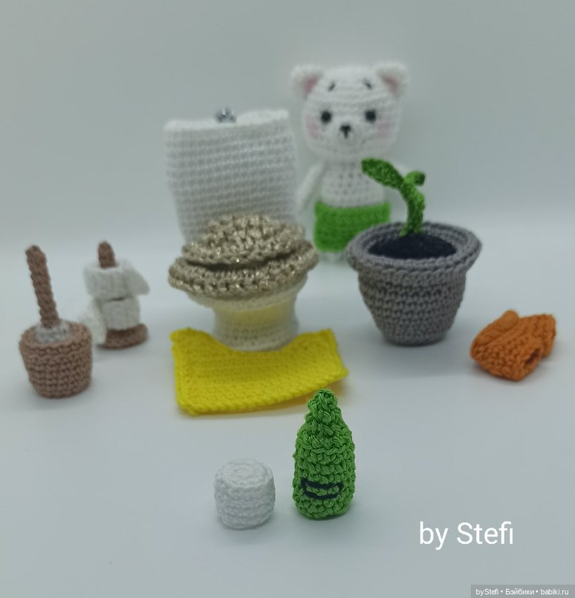 Покажу ещё один наборчик. Мишка и его трон