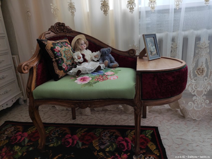 Диван для любимой куклы — Мебель для кукол и домиков: фото (фото 9)