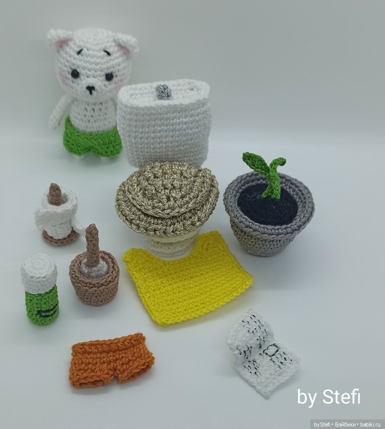 Покажу ещё один наборчик. Мишка и его трон