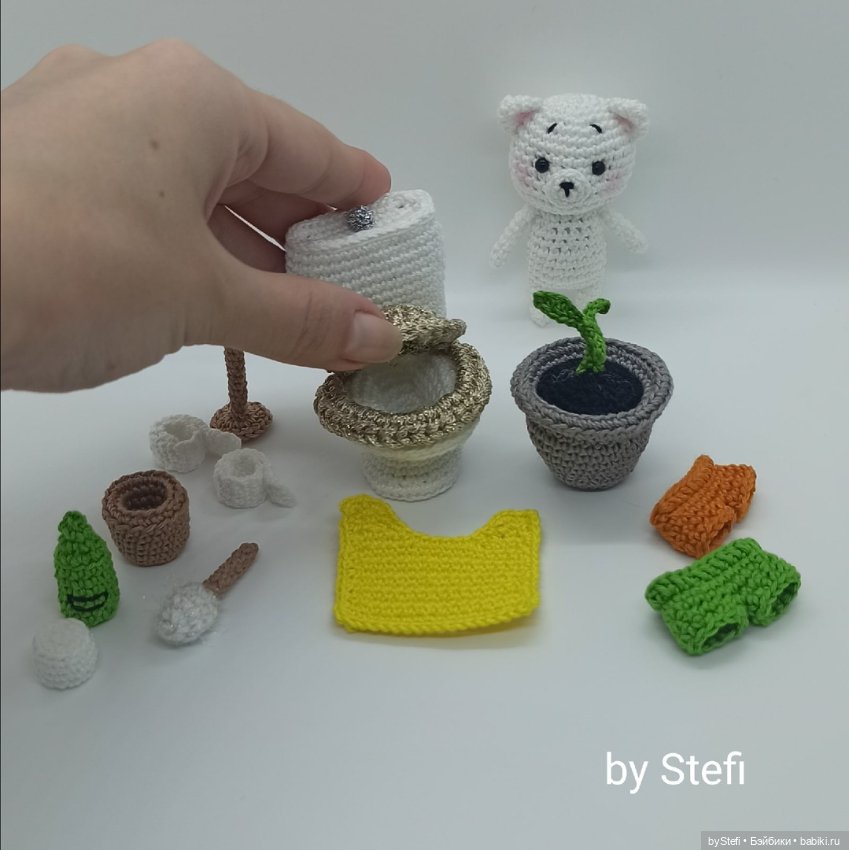 Покажу ещё один наборчик. Мишка и его трон